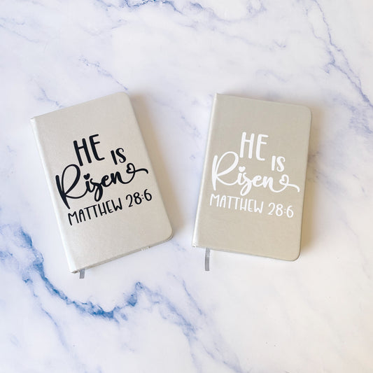 Notebook Biocuero He is Risen plateado