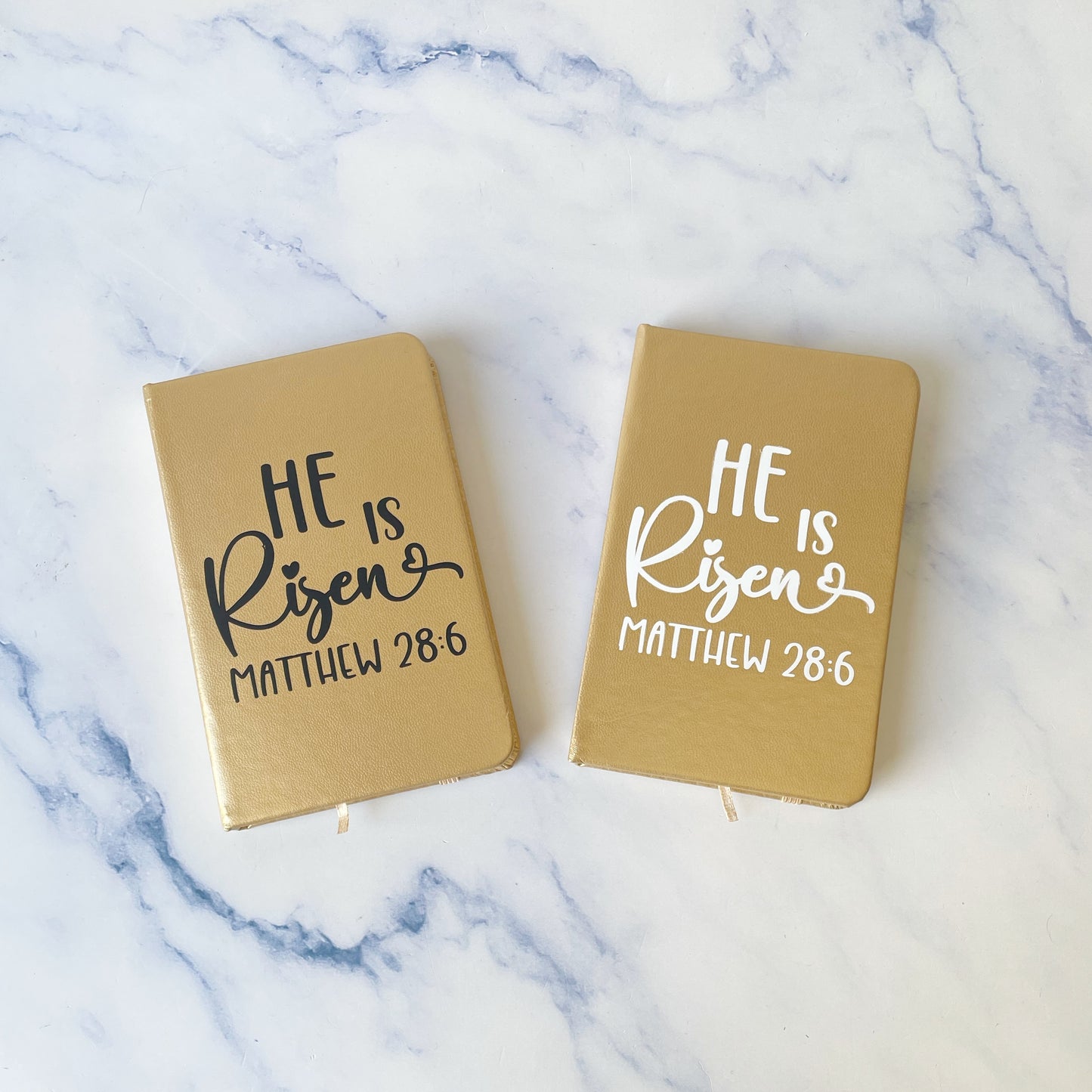 Notebook Biocuero He is Risen dorado