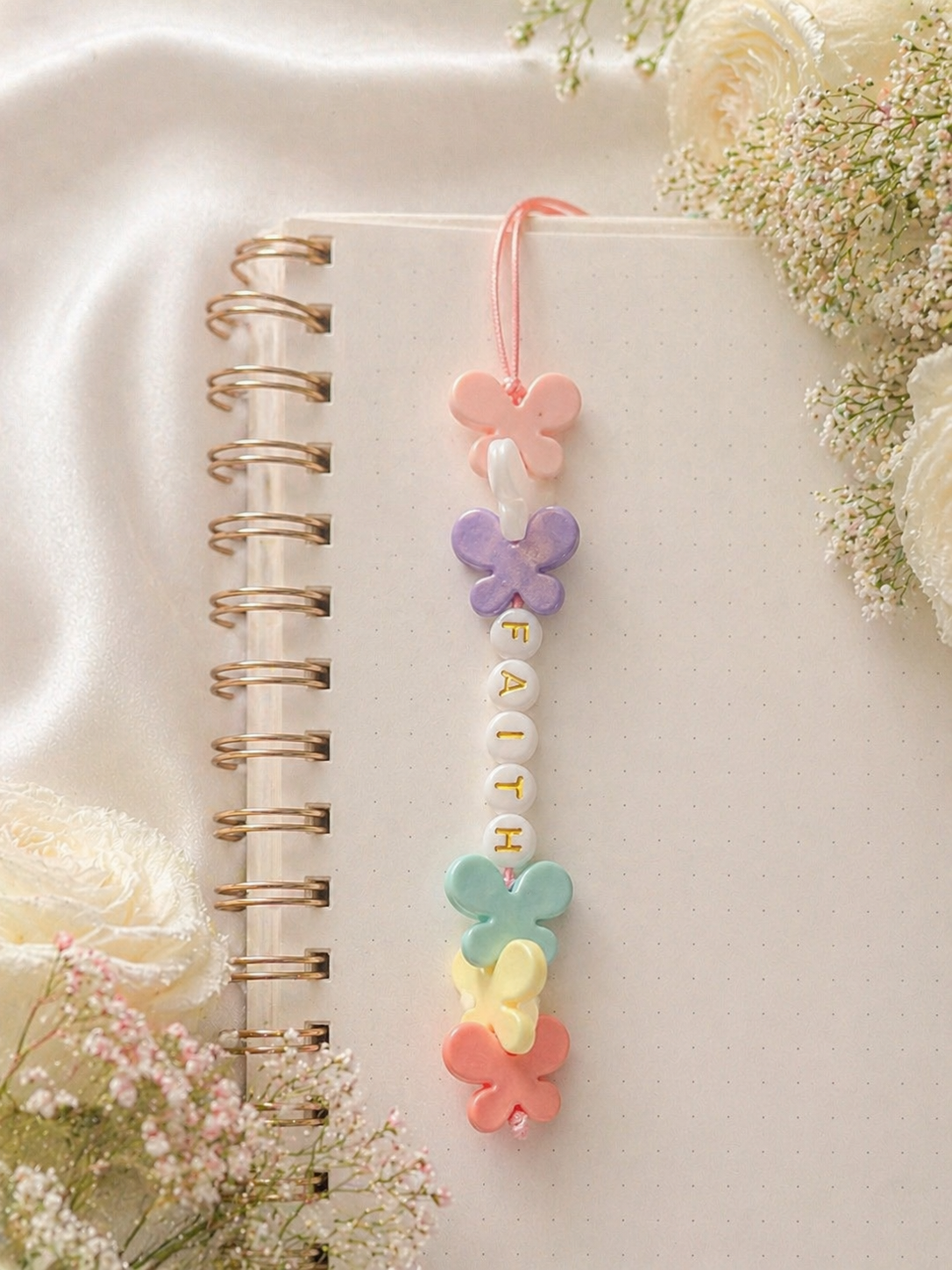 Colgador Faith Mariposas Pastel