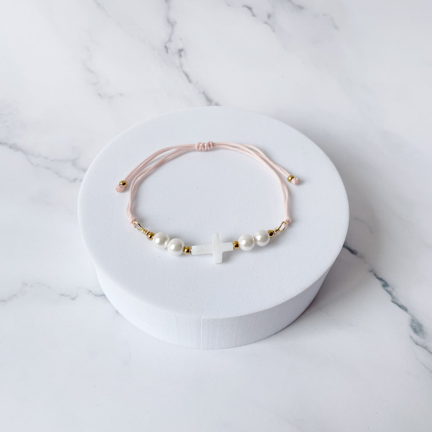 Pulsera Cruz Nácar (pasteles)