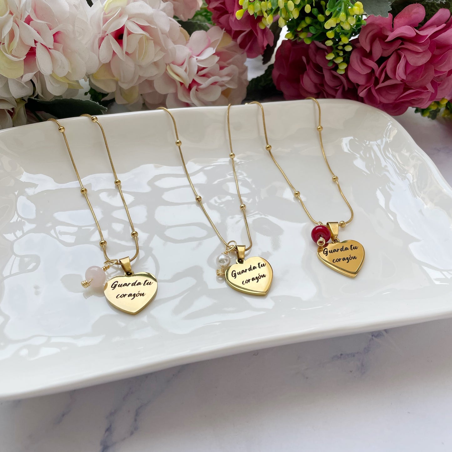 Collar Guarda tu corazón dorado