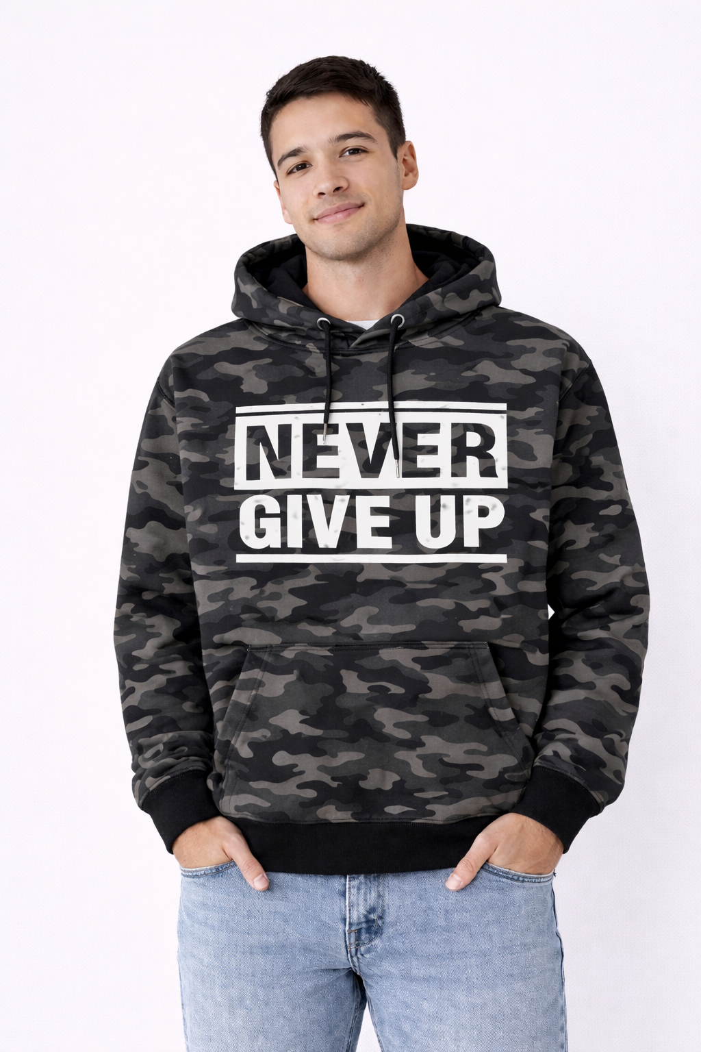 Polera Never Give up camuflado